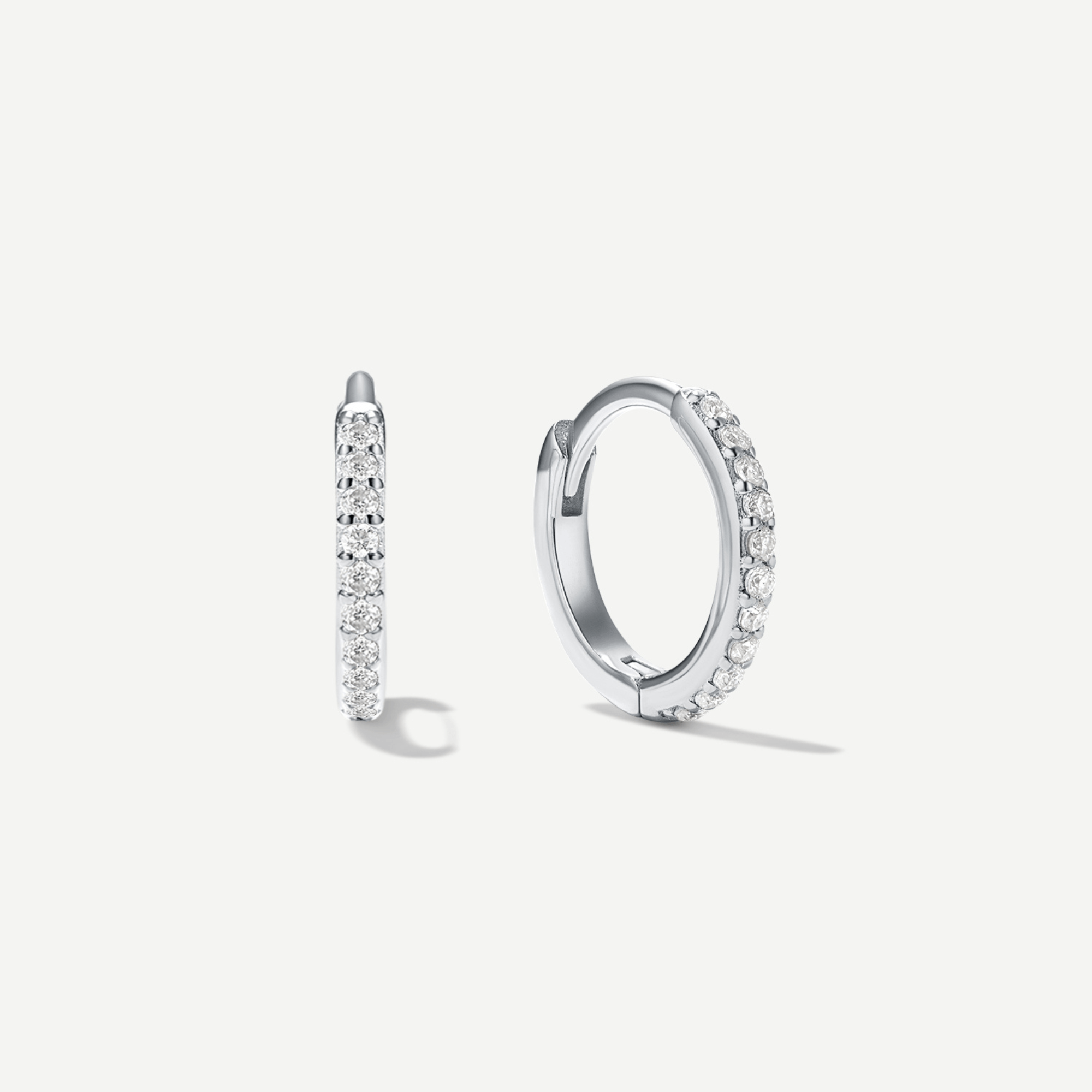 Pavé Fire Moissanite Huggie Hoops