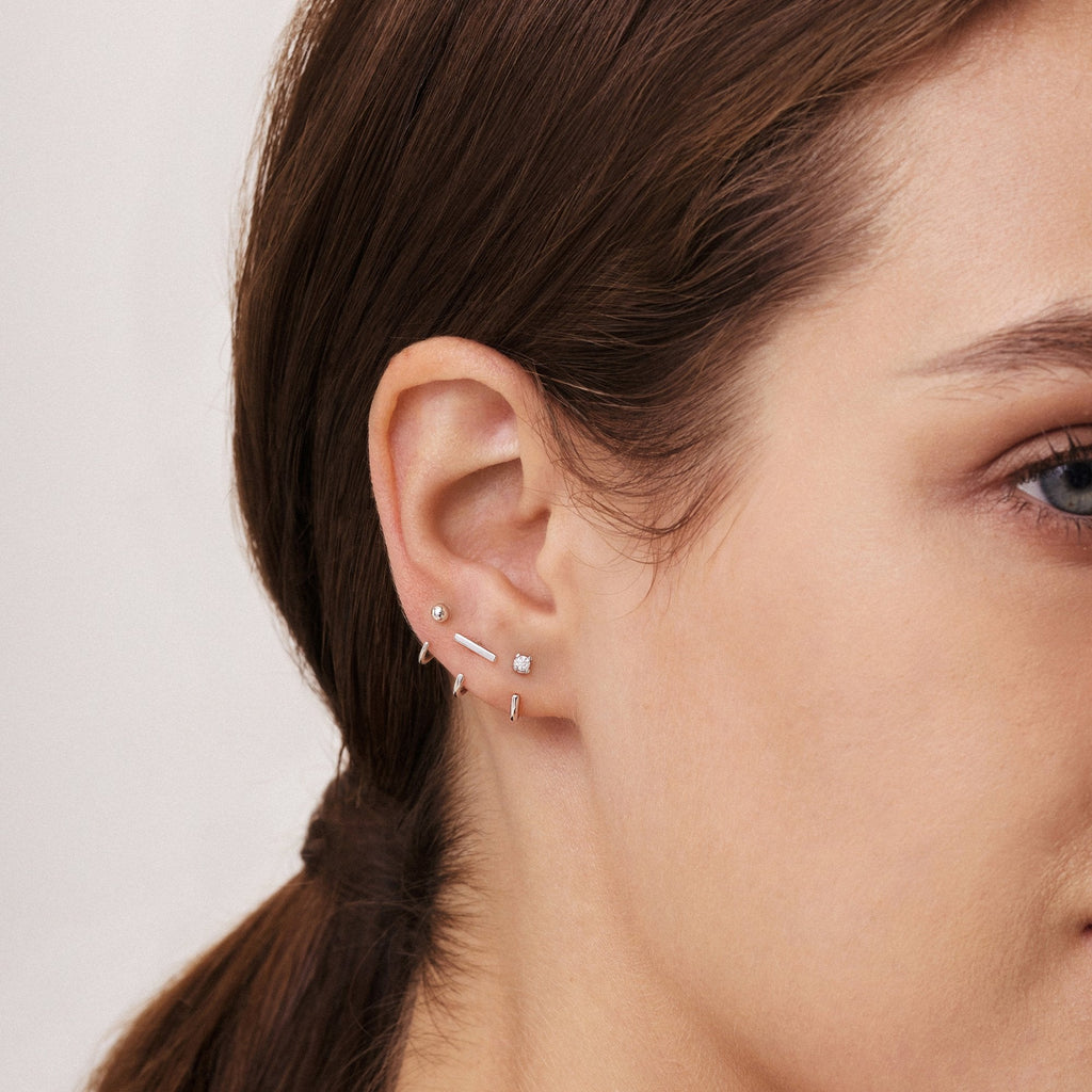 Stay Close Moissanite Hoops